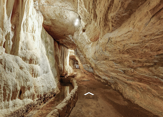 Interior de la cova de Sant Miquel, observable des de la visita virtual. Autoria: XPN