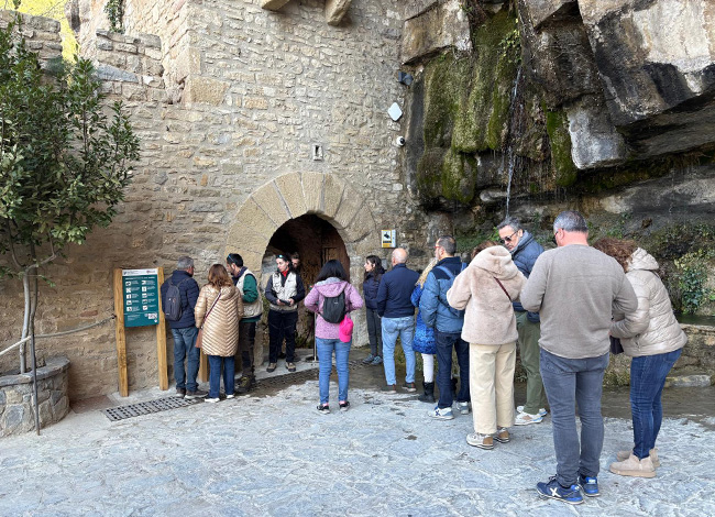 Entrada per la porta fortificada. © XPN