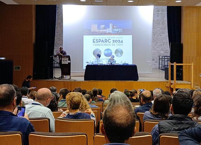 Juana Barber, a la dreta, a la cloenda del Congrés. Autor: XPN