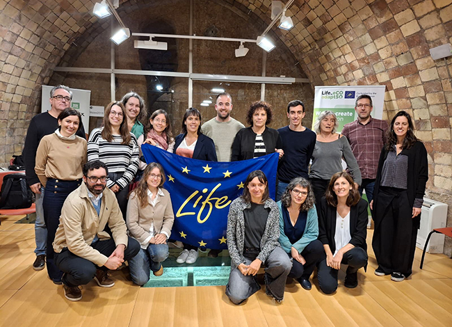 Fotografia d'equip amb alguns dels assistents a la sessió tècnica, al Molí del Foix. Autoria: XPN