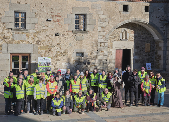 Fotografia de grup del personal organitzador de la festa. Autoria: Oriol Clavera