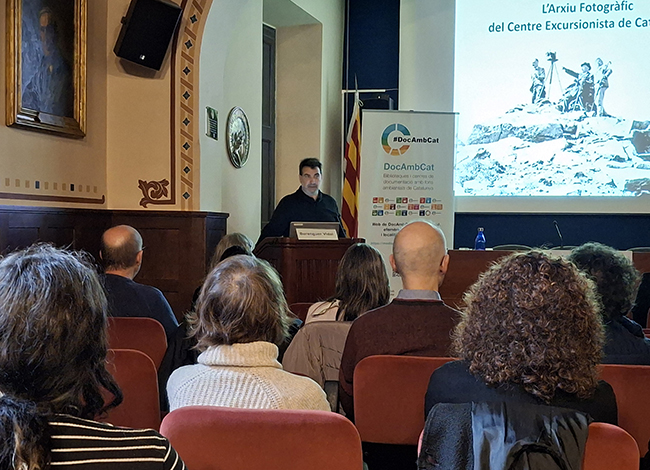 Berenguer Vidal explicant l'Arxiu del CEC. Autor: XPN