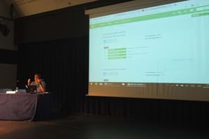 C. Dalmases durant la seva intervenció. Autor: GBIF Espanya