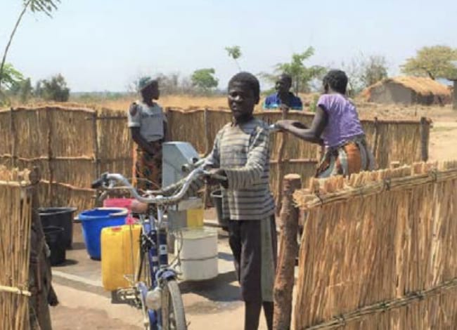 Imatge del Malawi Borehole Project, de sanejament d'aigua. Autor: Clean CO2