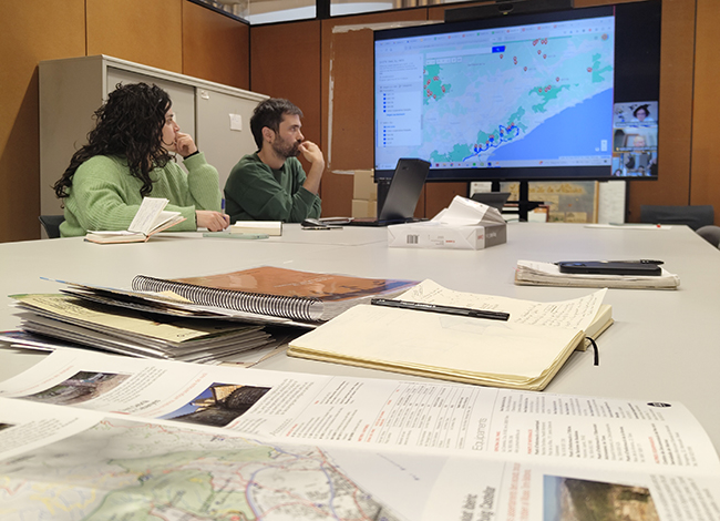 Una de les reunions de treball. Autor: Voltes Coop