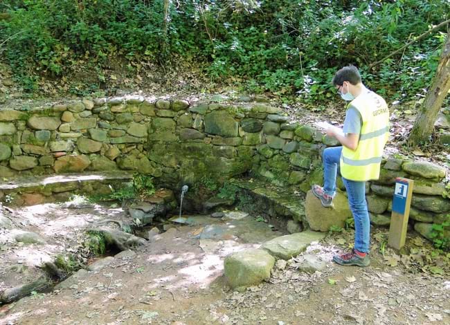Un dels investigadors de l'estudi. Autor: Càtedra de l'Aigua, Natura i Benestar