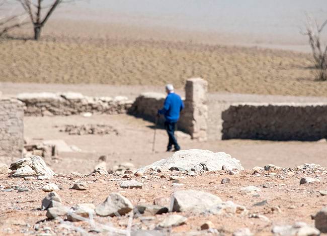 El terreny és inestable i les estructures enderrocades poden cedir. Autor; XPN