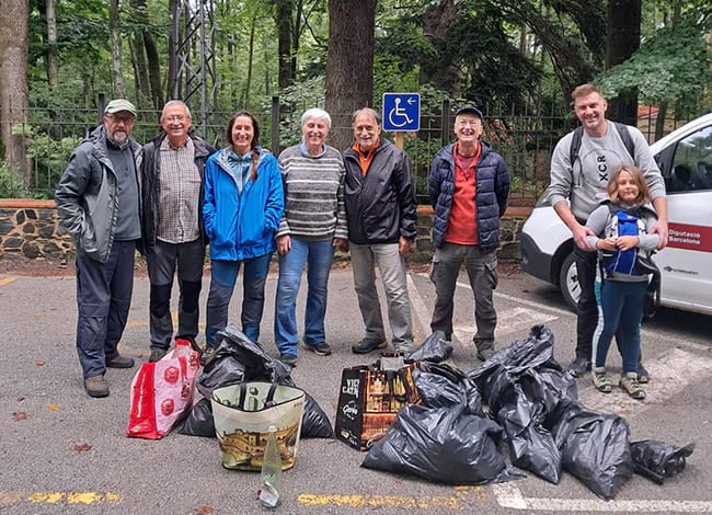 Voluntaris a la cinquena edició de les Matinals de neteja del Montseny. Autor: Turisme Montseny