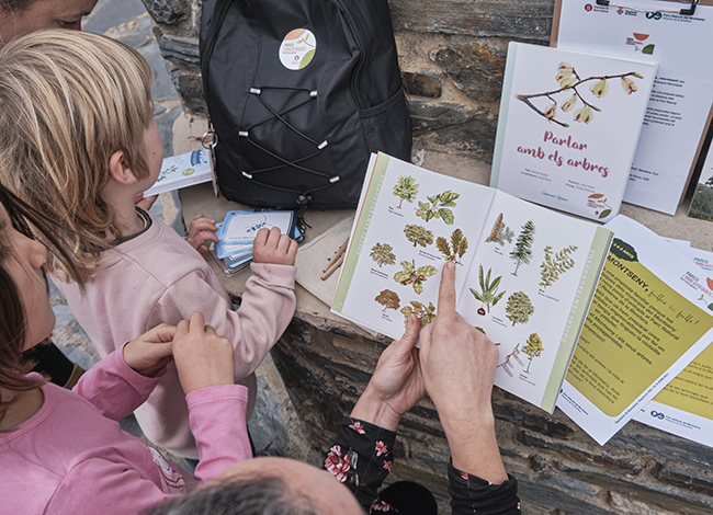 Material per al programa de Parcs i biblioteques... naturalment!. Autoria: Oriol Clavera