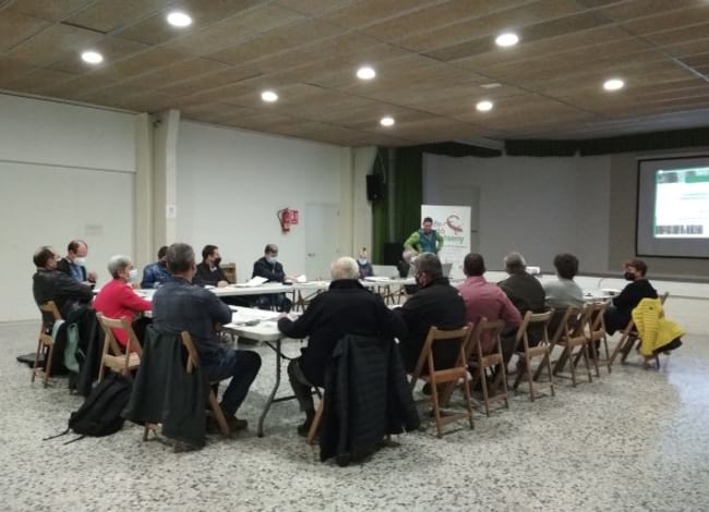 Taula de treball. Autor: Life Tritó Montseny