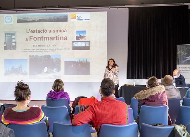 Presentació de la comunicació sobre sismologia. Autor: XPN