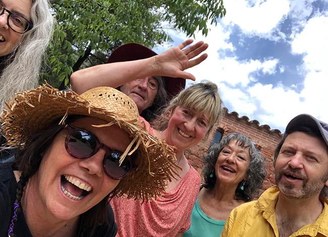 Ester Xargay amb amistats. Autora: Marta Darder