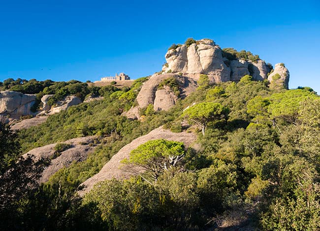 El cim de la Mola amb l'església. Autor: Iñaki Relanzón / Diputació de Barcelona