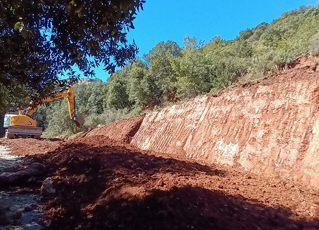 Inici de les obres de millora a l'aparcament. © XPN