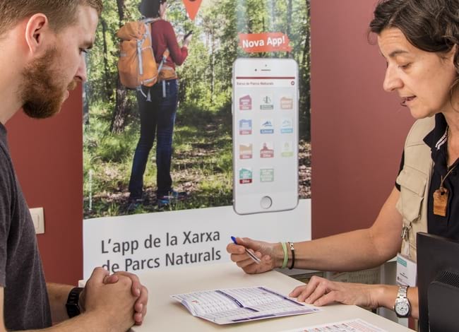 L'atenció i informació al visitant, element pel qual vetlla la Q de Qualitat. Autor: Ricard Badia