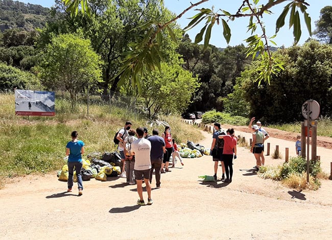 La recollida de brossa es va fer a Can Robert. Autor: Camarasa