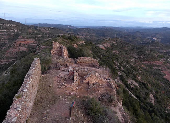 El jaciment del castell de Pera. Autor: Ajuntament de Sant Llorenç Savall