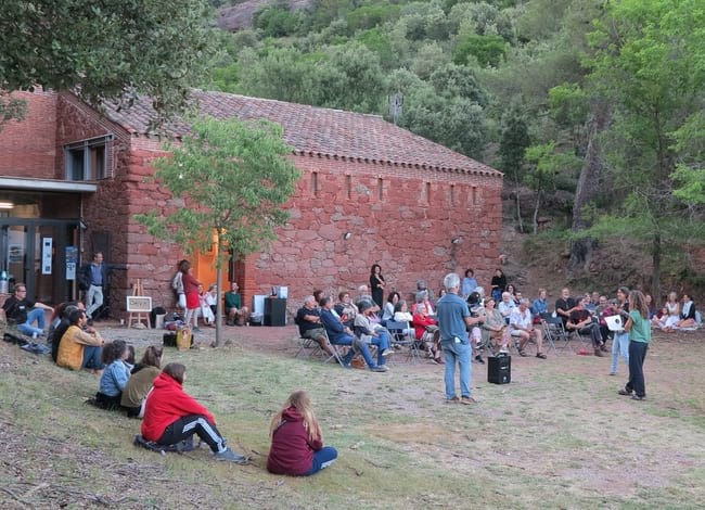 A l'era de la Pahissa s'hi va aplegar un públic nombrós. Autora: Ester Xargay