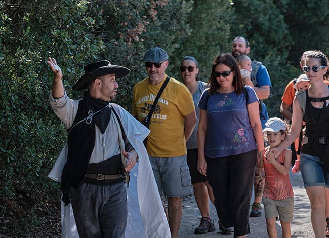 Capablanca, personatge de la ruta inclusiva de la Casanova de l'Obac. Autor: Oriol Clavera / Diputació de Barcelona