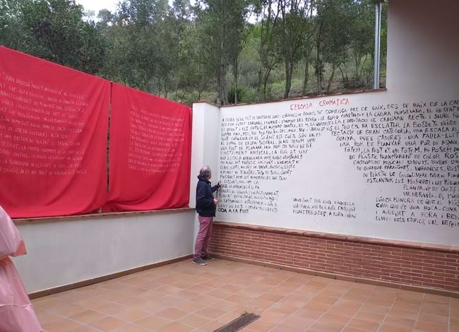 Miquel Àngel Marín a l'Espai Pati amb 'L'escala cromàtica'. Autor: la Pahissa del Marquet