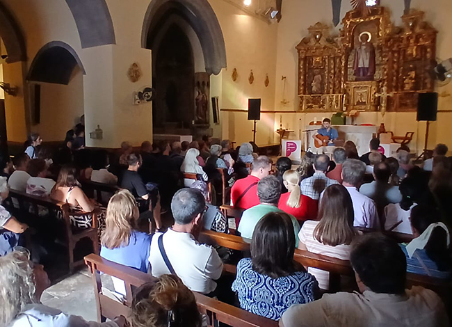 Més d'una cinquantena de persones van assistir al concert de Titu Martí. Autoria: XPN