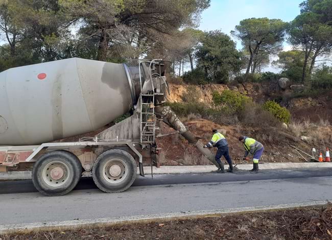 Amb l'actuació feta, s'han arranjat les cunetes i l'asfalt. Autor: XPN