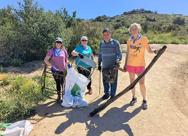 Recollida d'escombraries al Parc. Autor: Cap Llefià
