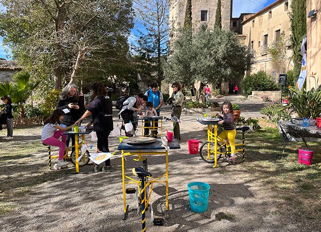 Jocs a Sant Jeroni de la Murtra durant la matinal. Autor: FUSIC