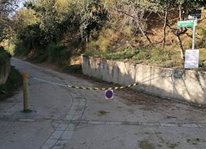 Un dels accessos, tallat. Autor: XPN