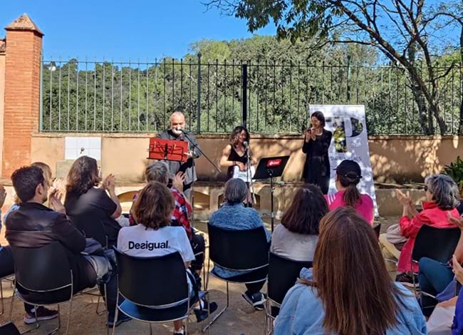 Recital poètic de Myriam Soteras i Joan Vigó. Autoria: Tramoia Cultura