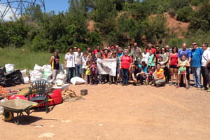 Jornada de neteja a Les Escletxes del Papiol. Autor: CPNSC