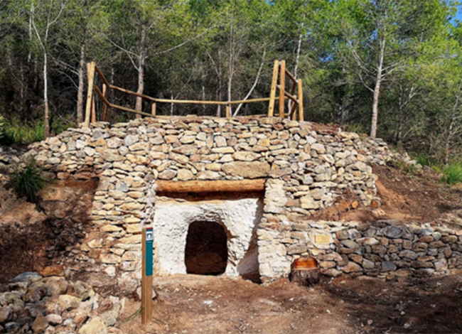 El forn de calç de Mas Maiol un cop rehabilitat. ©APSG