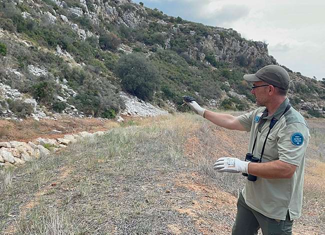 El guarda amb la merla a la vall de Joan. Autor: XPN