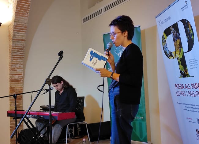 Eva Baltasar i Bru Ferri al castell de Penyafort, al Parc del Foix. Autor: Tramoia Cultura