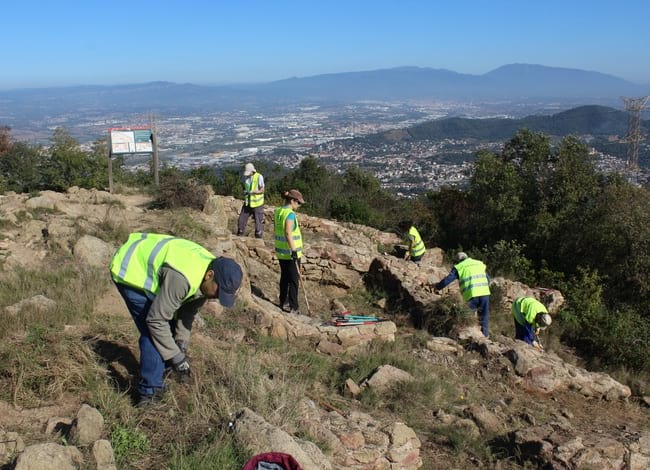 Voluntaris i voluntàries al jaciment ibèric de les Maleses. Autor: Cercle de Voluntaris