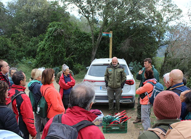 Inici de l'acció de voluntariat. Autor: Cercle de Voluntaris dels Parcs Naturals