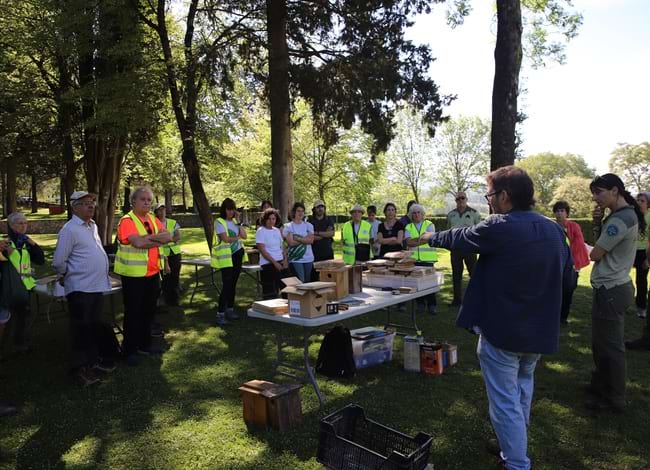 Els voluntaris van construir i reparar caixes niu. Autor: Cercle de Voluntaris
