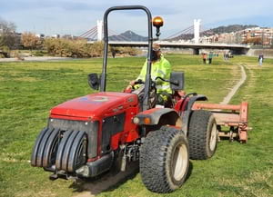 Procés d'escarificació. Autor: Parc Fluvial del Besòs