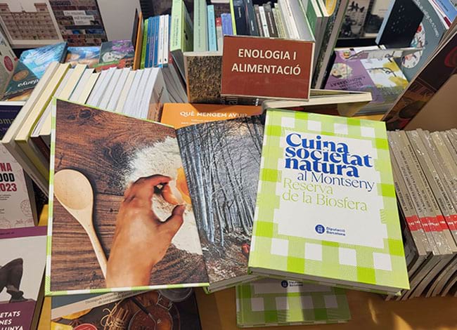 El llibre, a la Llibreria de la Diputació. Autor: Diputació de Barcelona