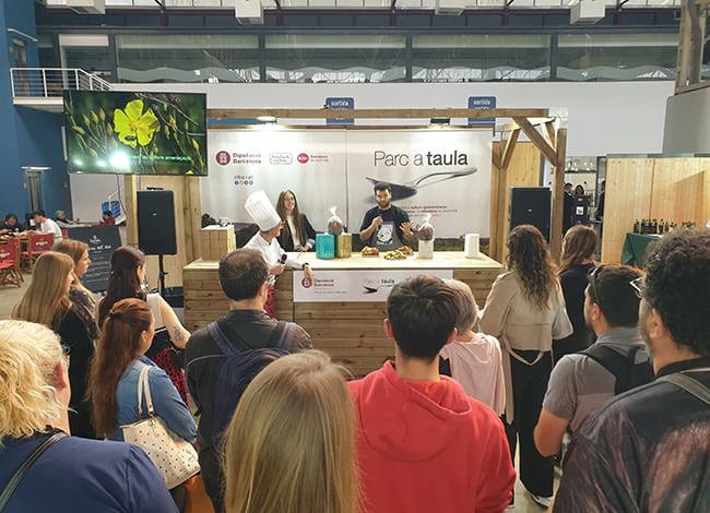 Les empreses van poder compartir les seves elaboracions a l'Espai Parc a Taula. Autoria: Depana