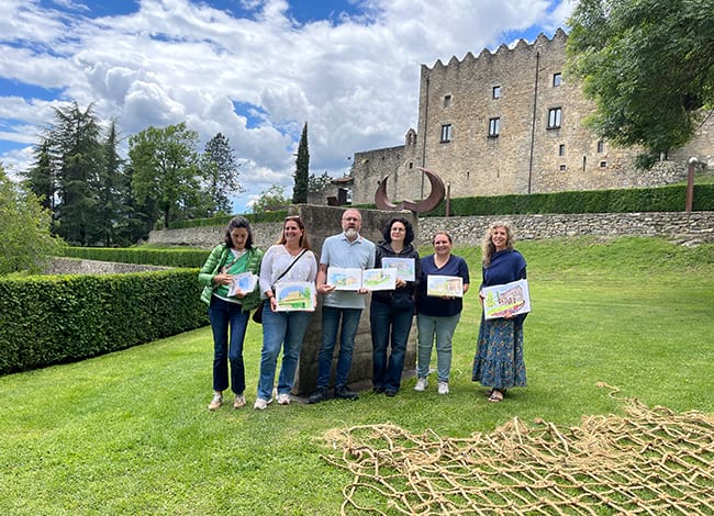 Dibuixants del grup USK Osona. Autor: Viu el parc