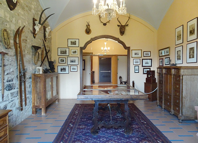 El gabinet Juncadella, amb els trofeus de caça i els objectes de les aficions. Autor: XPN