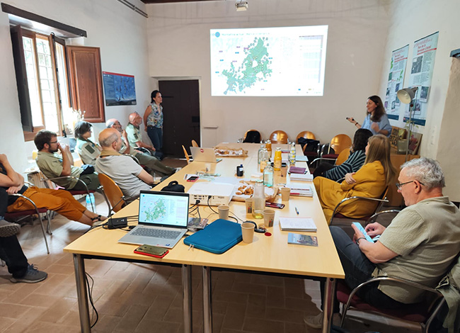 La jornada va comptar amb l'assistència de personal tant del Parc com de la Xarxa de Parcs Naturals. © XPN