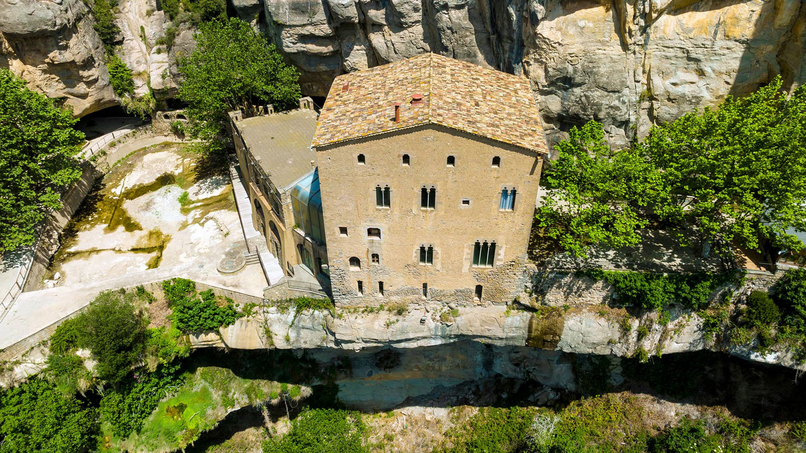 Monestir de Sant Miquel del Fai. Autor: Joan Pujol-Creus