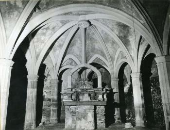 Altar de l'església troglodítica, 1967. Autor: Joan Francès i Estorch / Arxiu del Servei de Patrimoni Arquitectònic Local