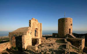 Castell de Burriac amb les baranes noves. Autor: CPSL
