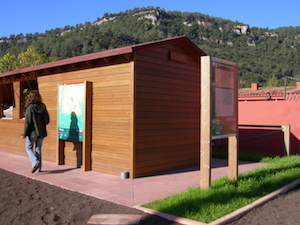 Visitant al Punt d'Informació de Tagamanent. Autor: XPN